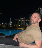 613821841: Chico busca chica en Alicante