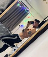 617658902: Chico busca chica en Sevilla