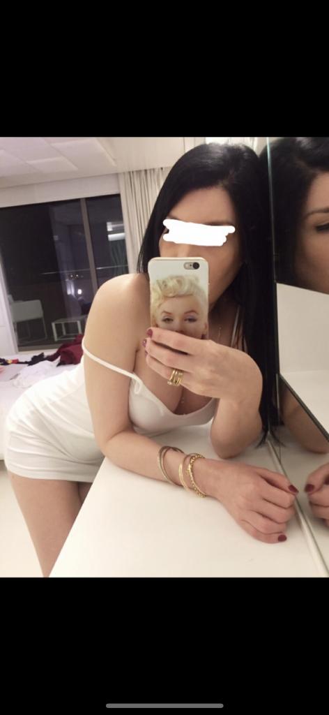 682399670: Chica busca chico en Barcelona