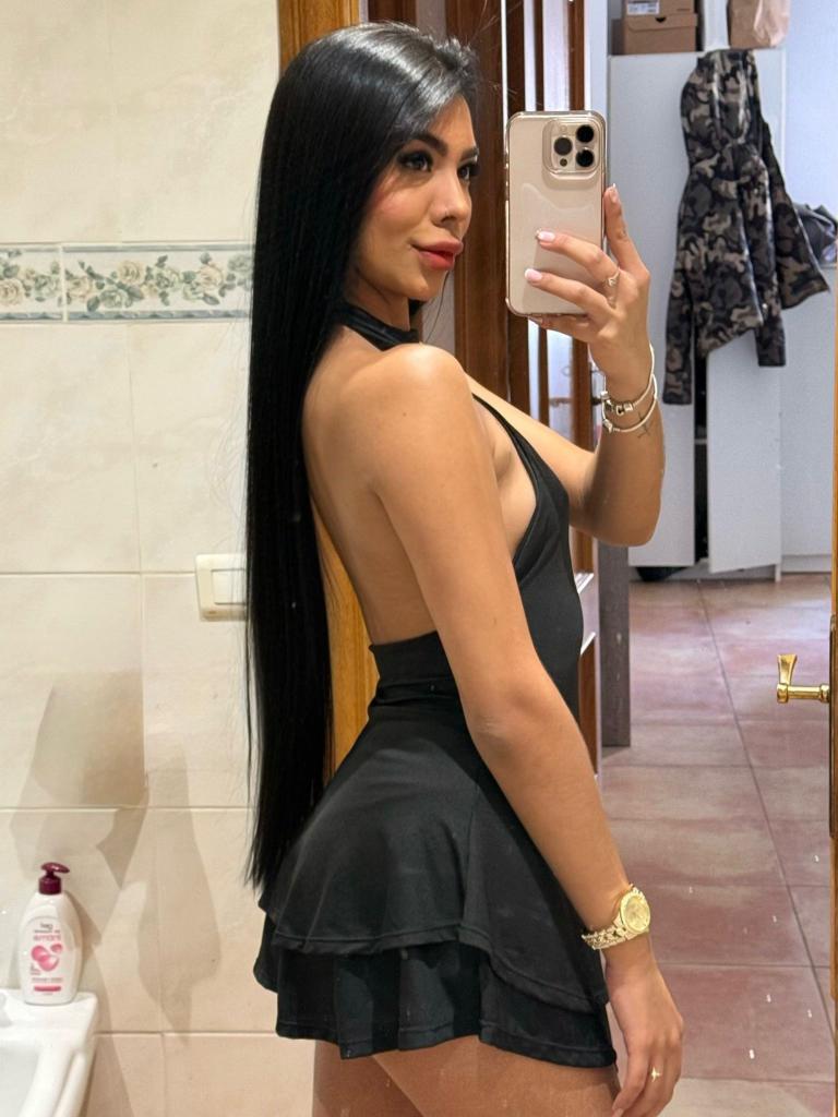 617781712: Chica busca chico en Barcelona