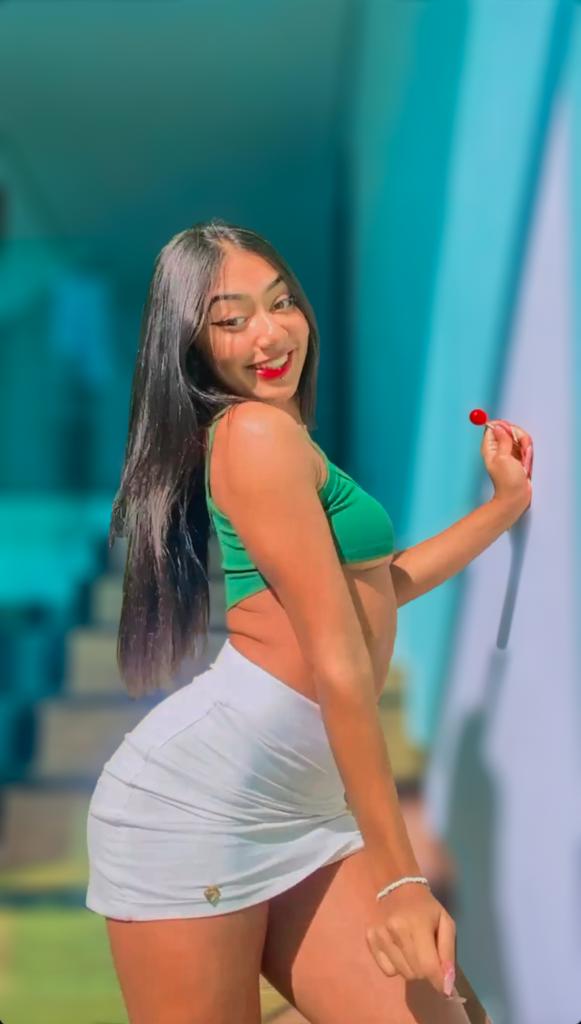 Chica busca chico en Alicante: 