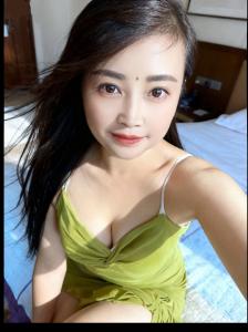 671876859: Chica busca chico en Madrid