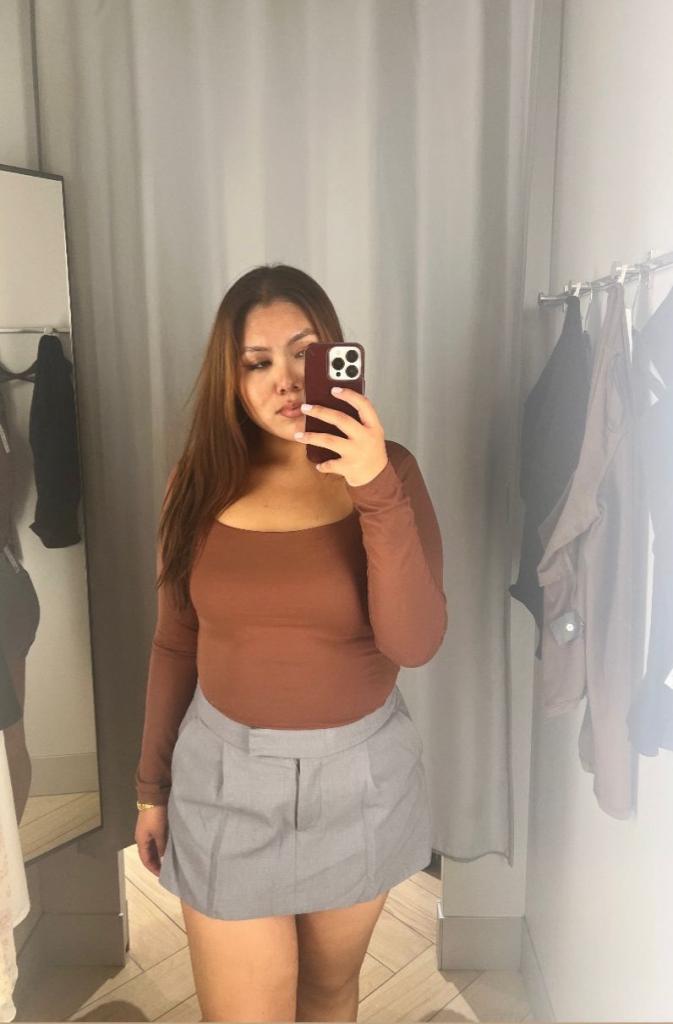 Chica busca chico en Sevilla: 