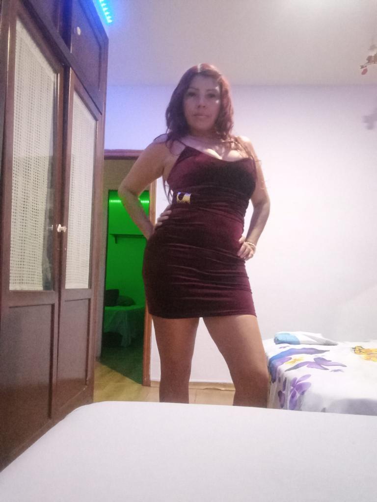 Chica busca chico en Huelva: 