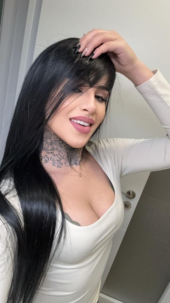 613882142: Chica busca chico en Alicante