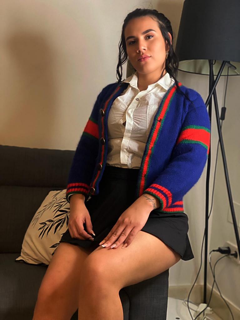 627092301: Chica busca chico en Barcelona