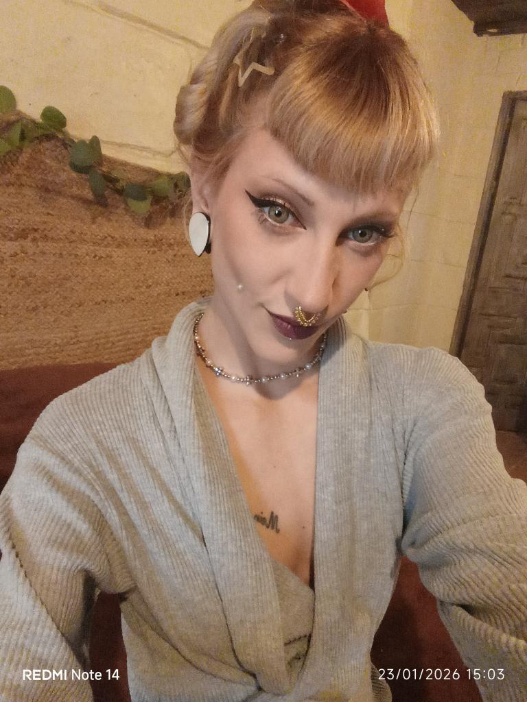 Chica busca chico en Cádiz: 