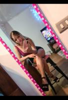 610818024: Chica busca chico en Barcelona