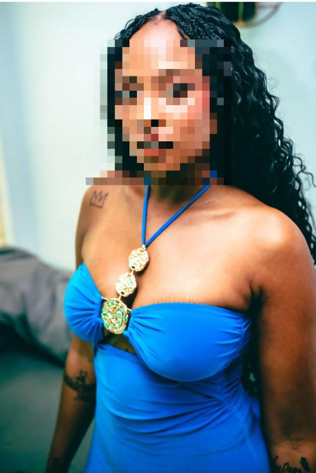 Chica busca chico en La Coruña: 