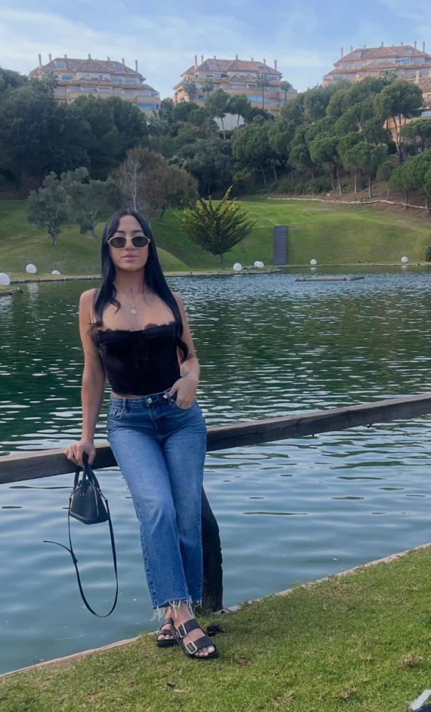 Chica busca chico en Almería: 