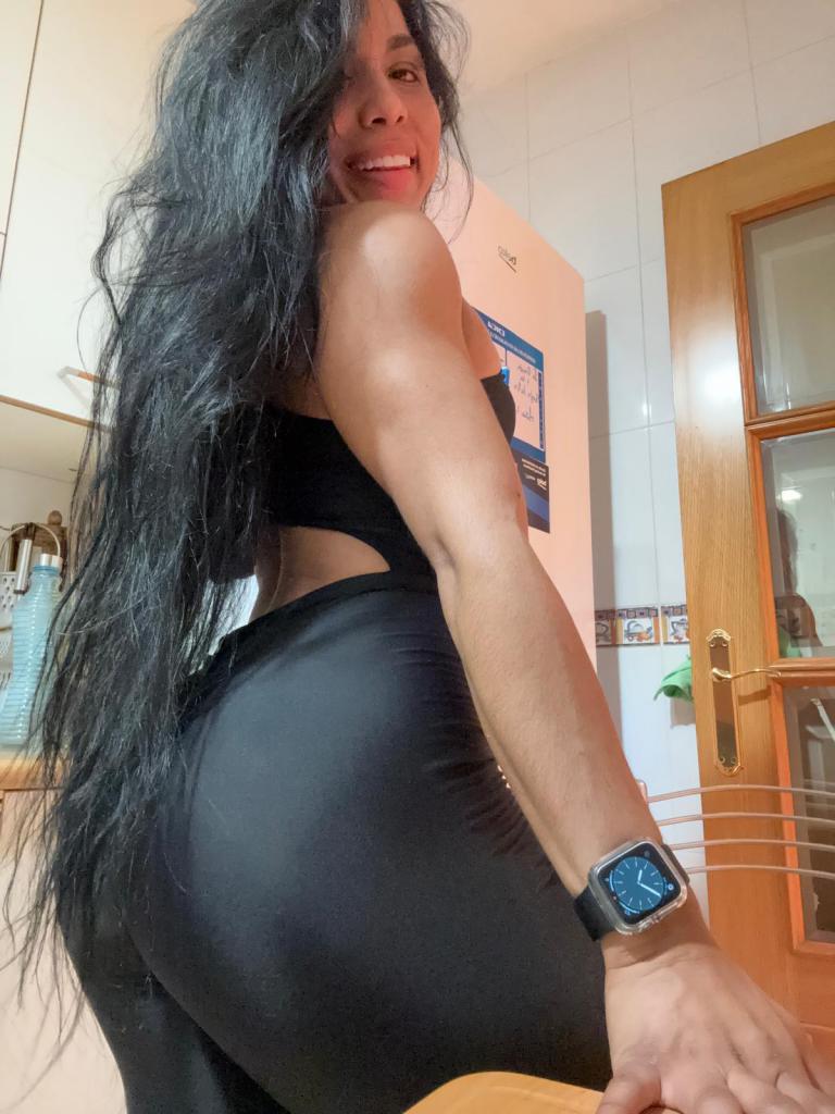 Chica busca chico en Granada: 