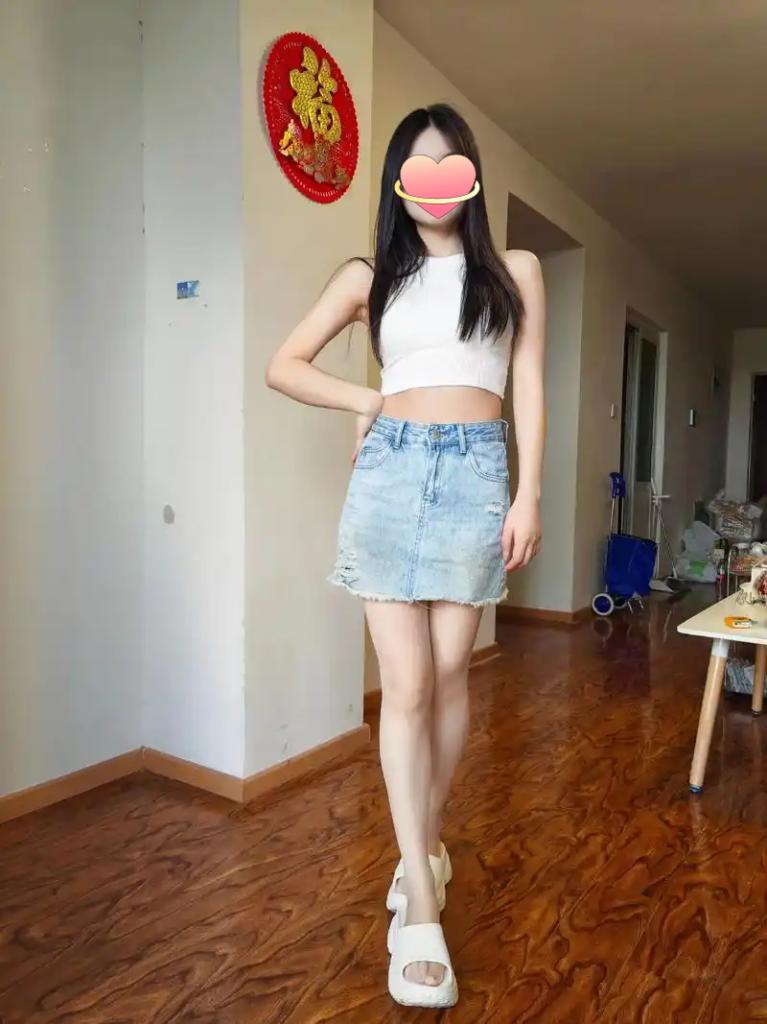 611107365: Chica busca chico en Madrid