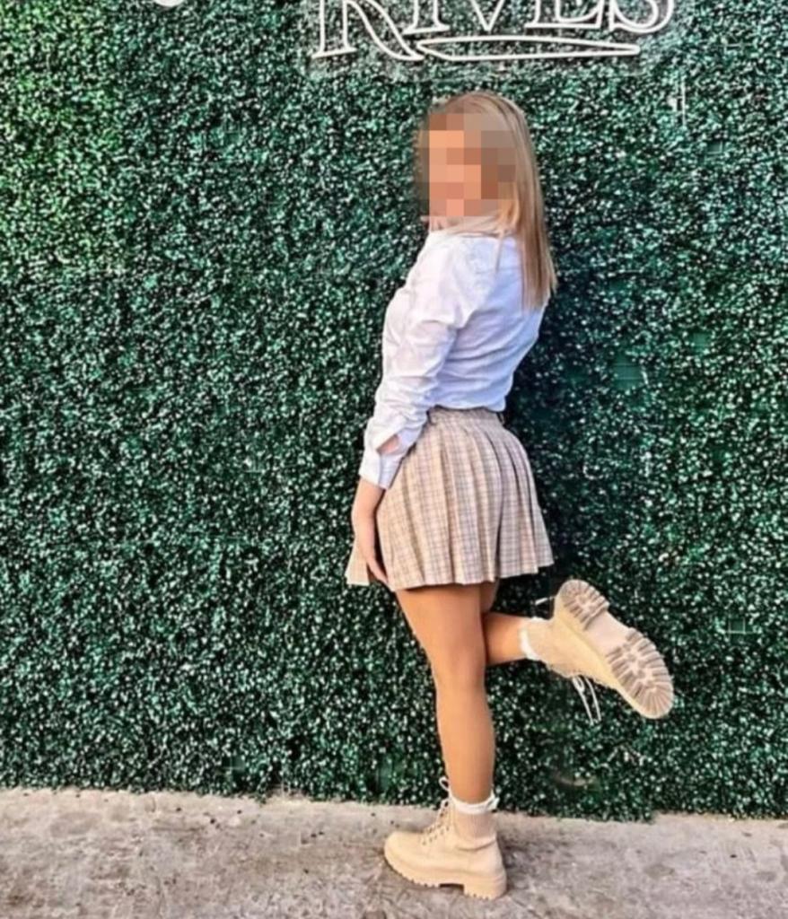 Chica busca chico en Cádiz: 