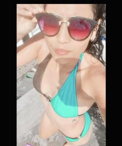 613693265: Chica busca chico en La Coruña