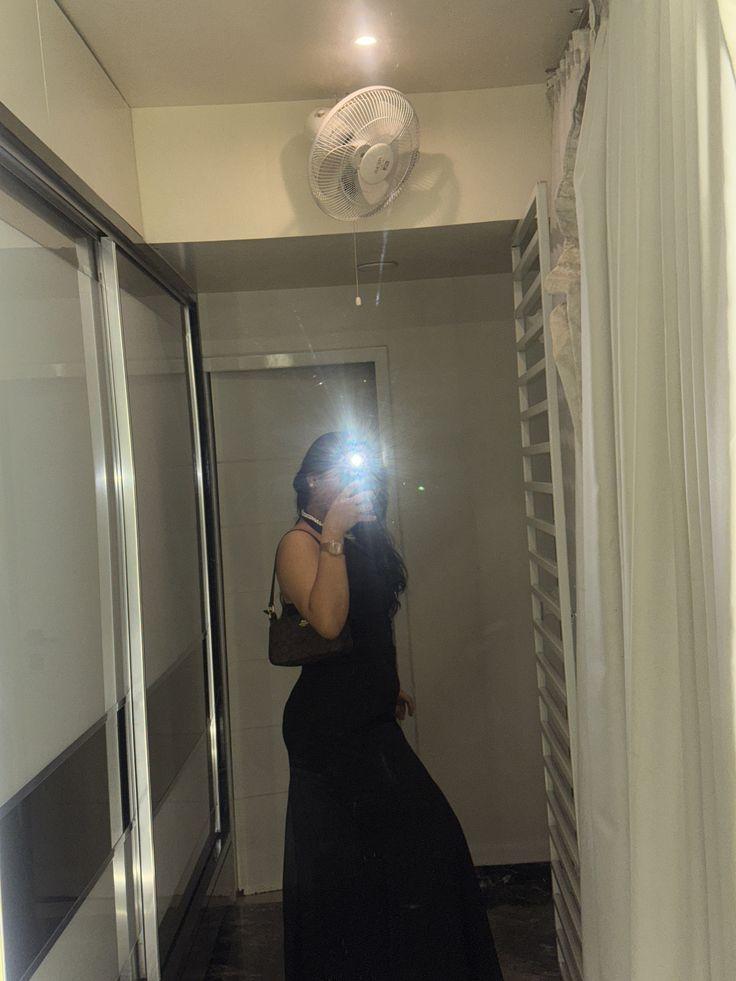 Chica busca chico en Cádiz: 