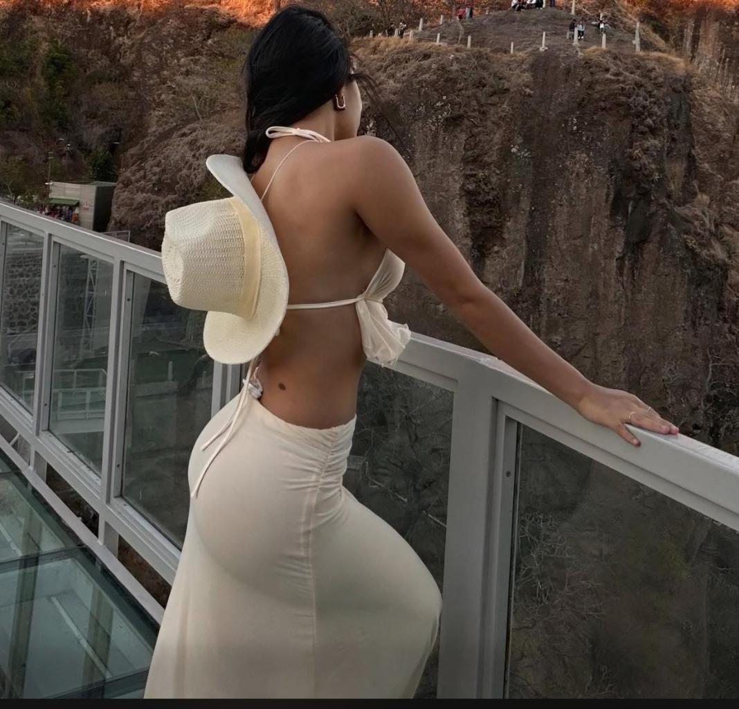 642872131: Chica busca chico en Lérida