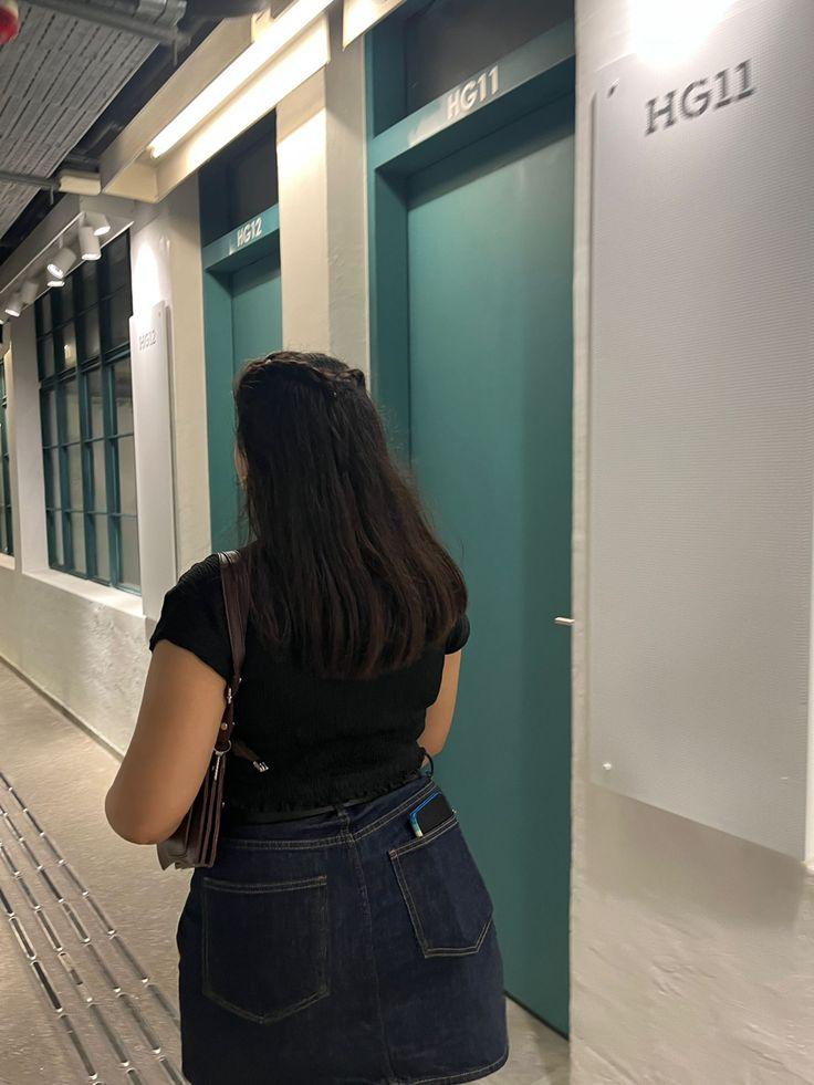 Chica busca chico en Cádiz: 