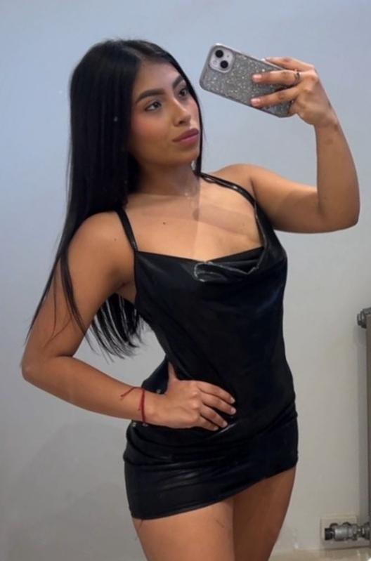 Chica busca chico en Ibiza: 