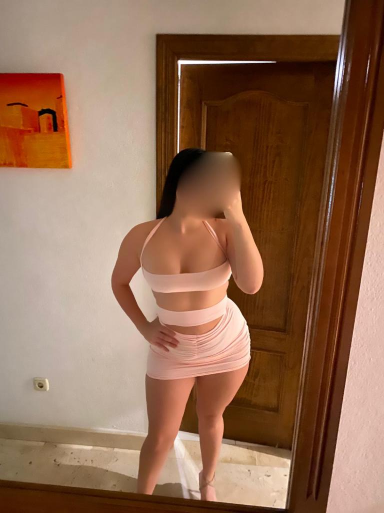 Chica busca chico en Málaga: Chica busca chico