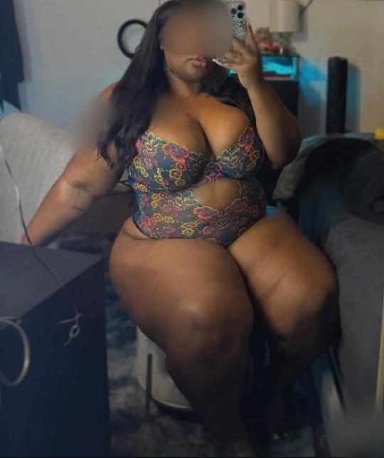 Chica busca chico en Sevilla: 