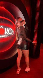 647751623: Chica busca chico en Barcelona