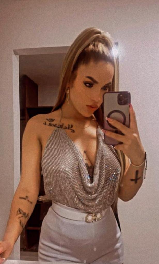 Chica busca chico en Ibiza: 