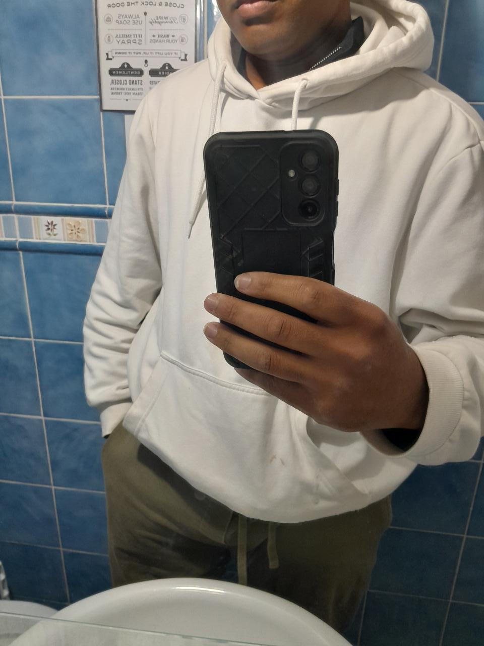 Chico busca chica en Alicante: 