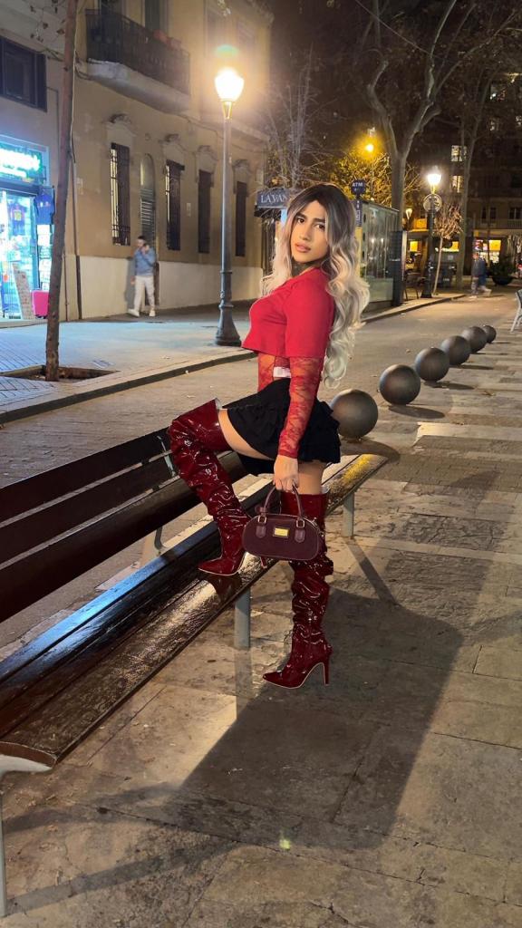 604214616: Travesti en Barcelona