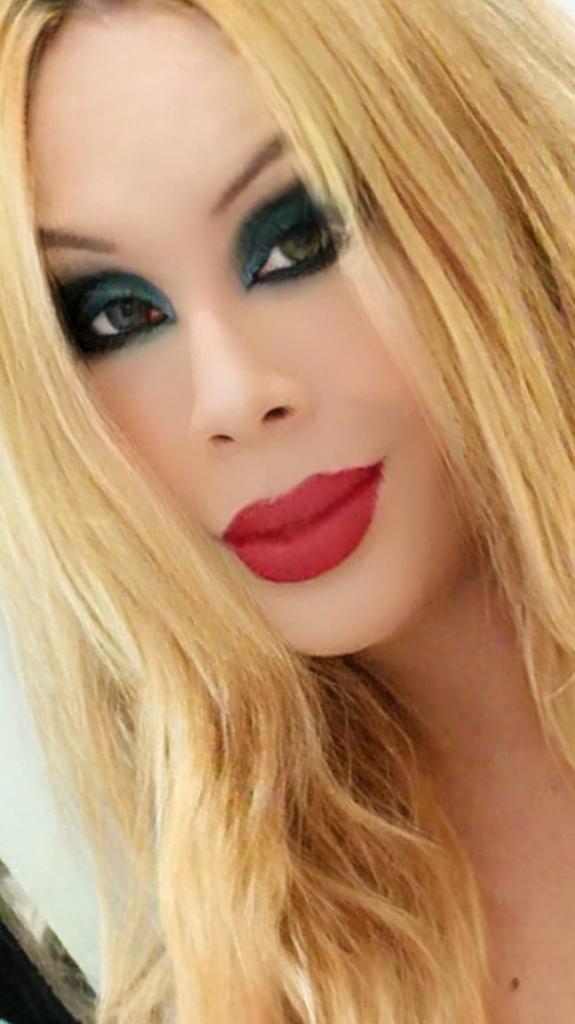 678622429: Travesti en Barcelona