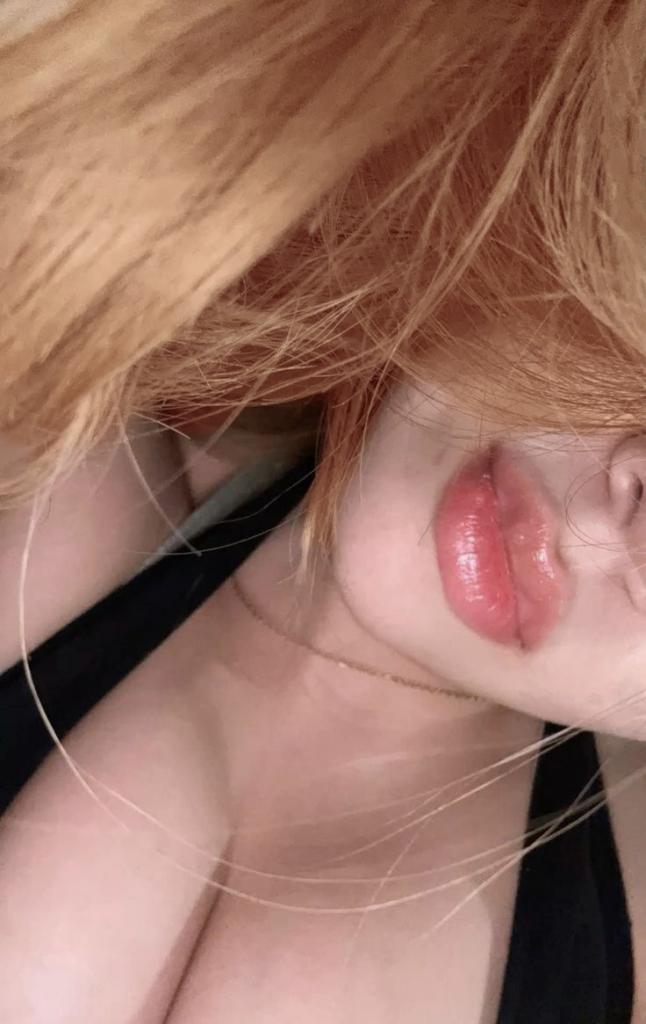 634067738: Chica busca chico en La Coruña