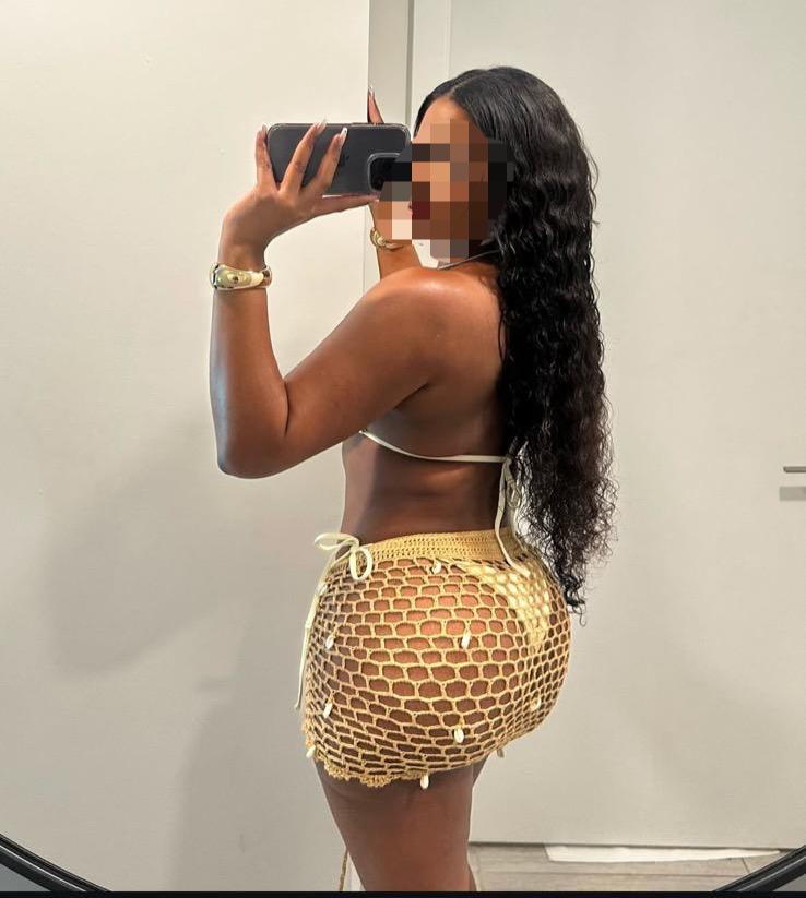 Chica busca chico en Barcelona: 