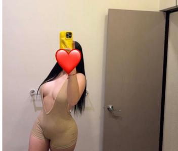 664690591: Chica busca chico en Málaga