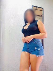 647240593: Chica busca chico en Málaga