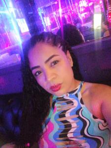 611245993: Chica busca chico en Cádiz