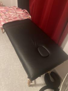 674624324: Chica busca chico en Barcelona