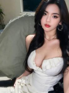 611246558: Chica busca chico en Murcia