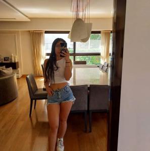 672991822: Chica busca chico en León