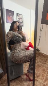 652010357: Chica busca chico en Barcelona