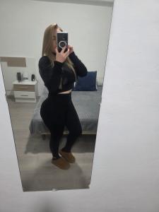 672563664: Chica busca chico en Málaga