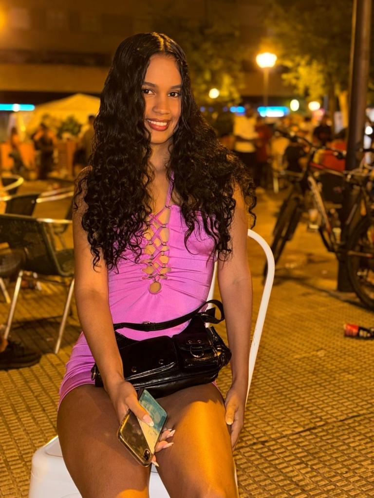 Chica busca chico en Madrid: Chica busca chico