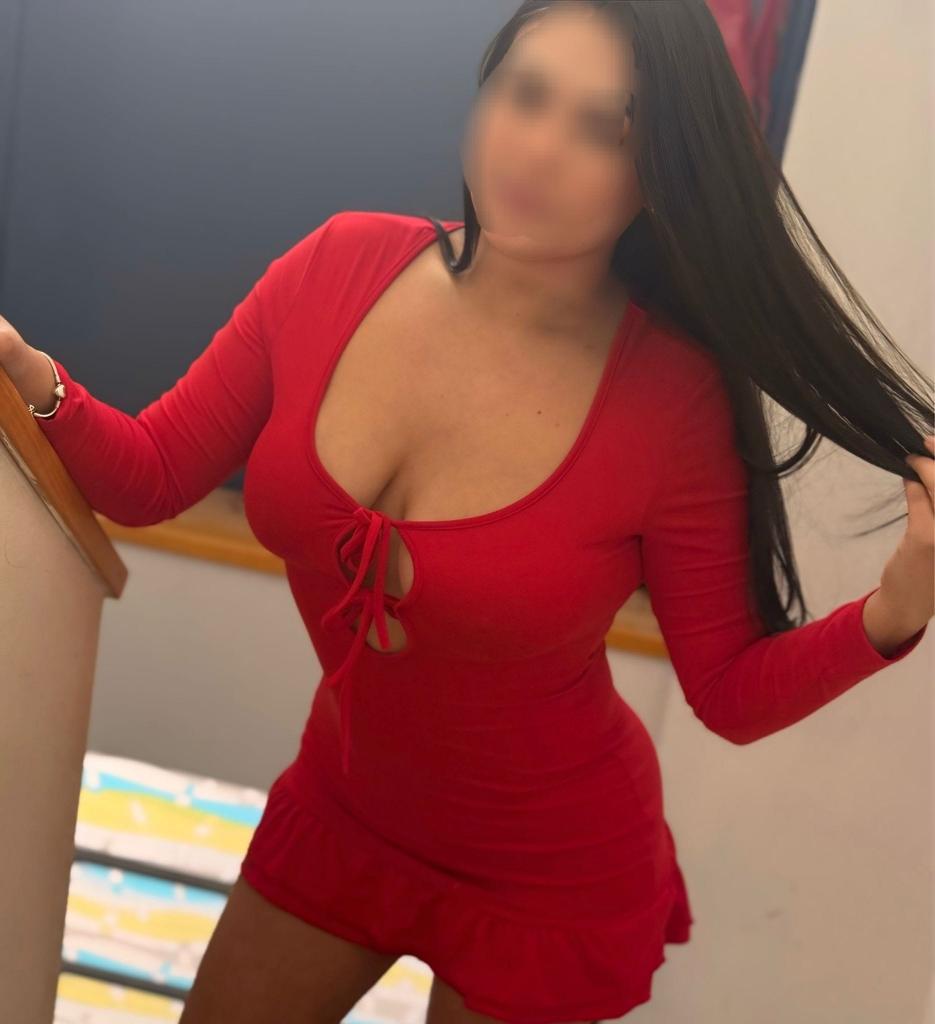 640547603: Chica busca chico en Madrid