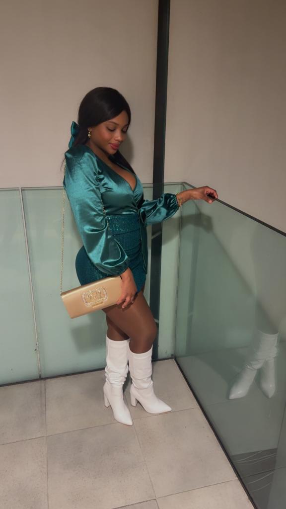 Chica busca chico en Granada: 