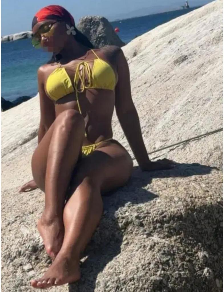 665466857: Chica busca chico en Málaga