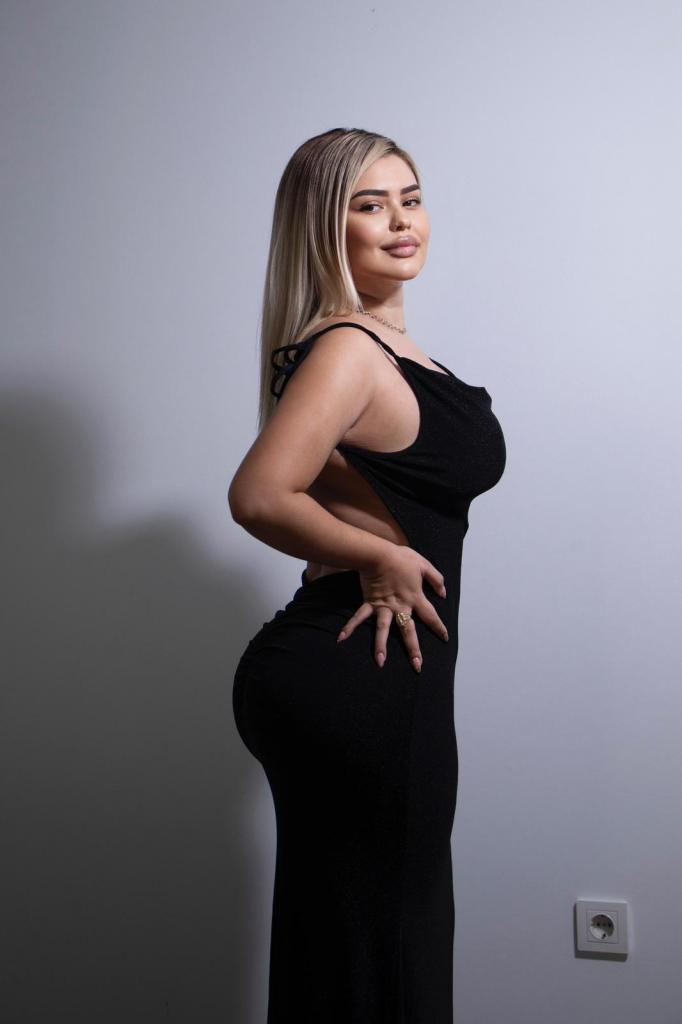 Chica busca chico en Cuenca: 