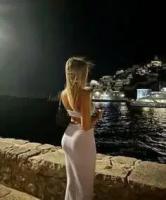 605729437: Chica busca chico en Málaga