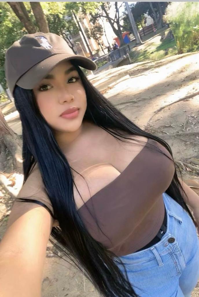 Chica busca chico en Cádiz: 