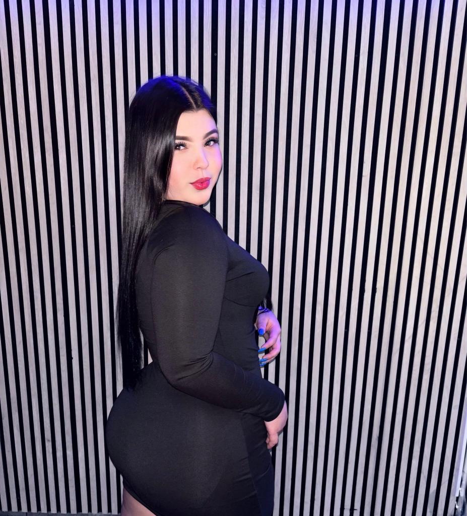 660868769: Chica busca chico en Granada