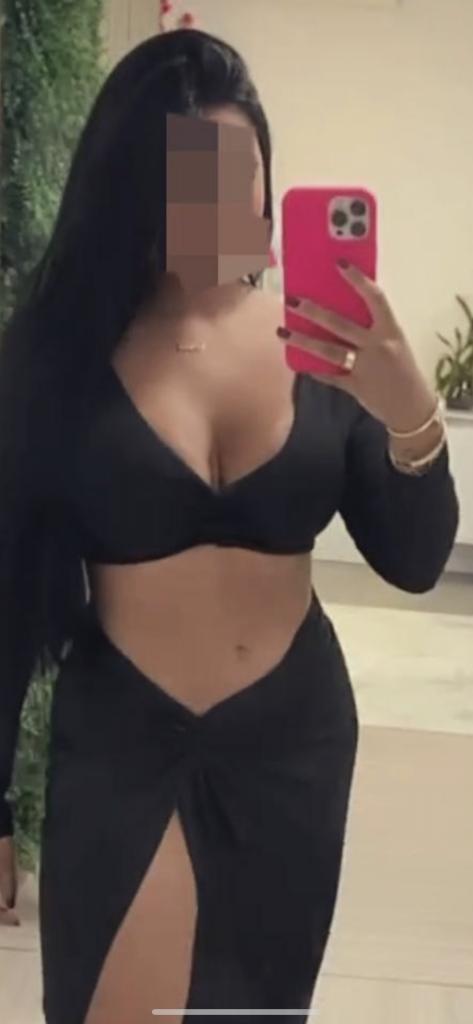 695656866: Chica busca chico en Lugo