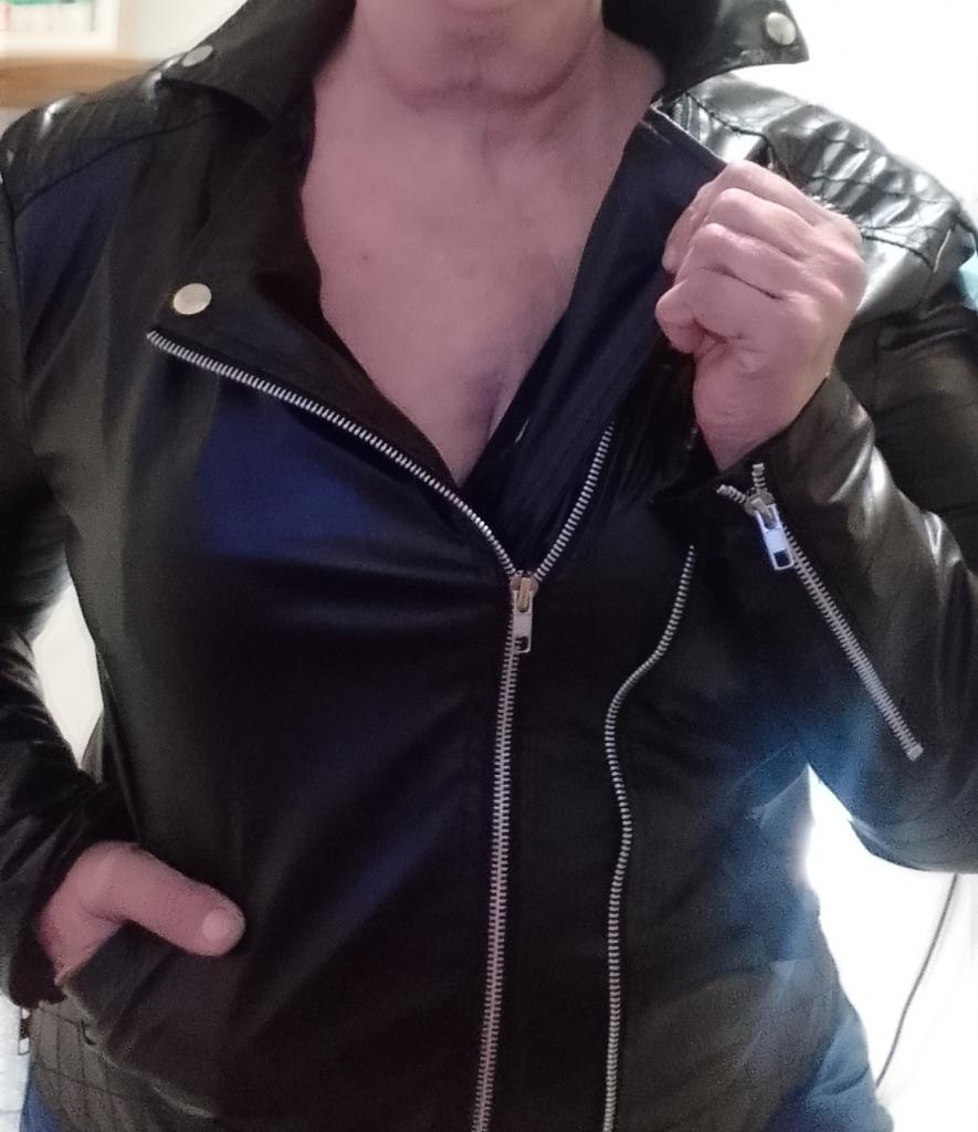 Chica busca chico en Gerona: 