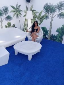 634202077: Chica busca chico en Barcelona